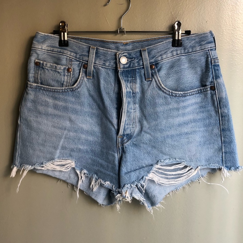 Levi's Premium 501 Denim Short Size: W28